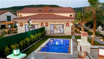 İZMİR URLADA KUŞÇULAR'DA MUHTEŞEM VİLLALAR İÇİN BULUNMAZ FIRSAT