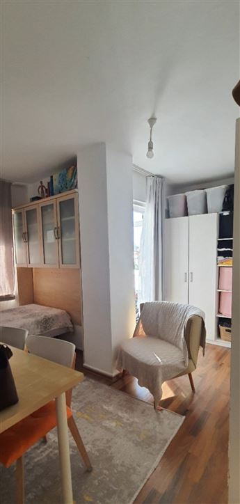 Screenshot_20220922-143455_Video Player